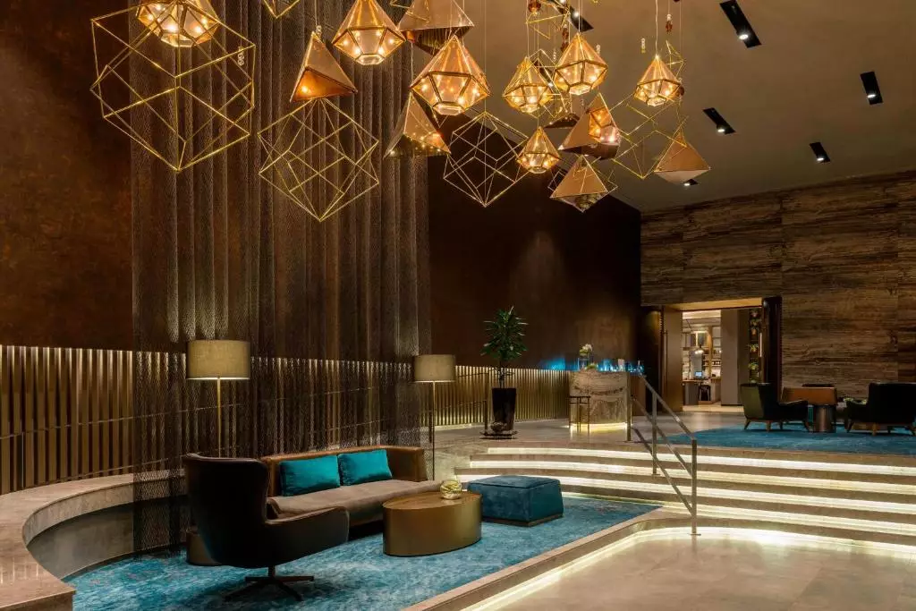 Sheraton Mall of the Emirates Hotel